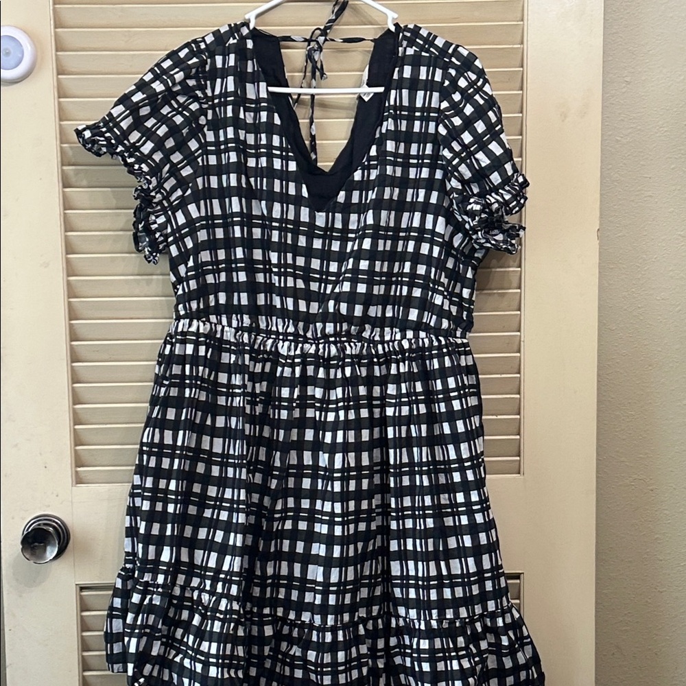 Terra & Sky Black and White Dress